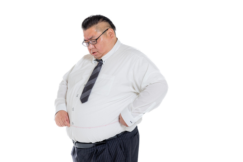 独身男性が直面する、年収・貯蓄・寿命の避けられないリアル